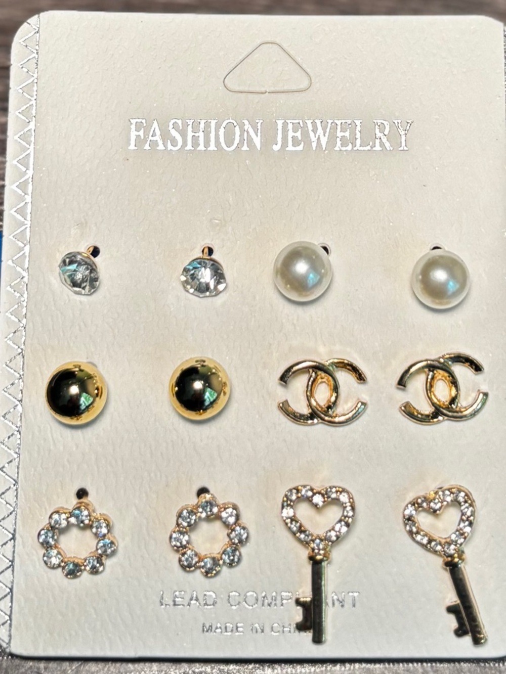 5/$20!! Fashion Jewelry Gold & Pearl Earring Set - 6 Pairs